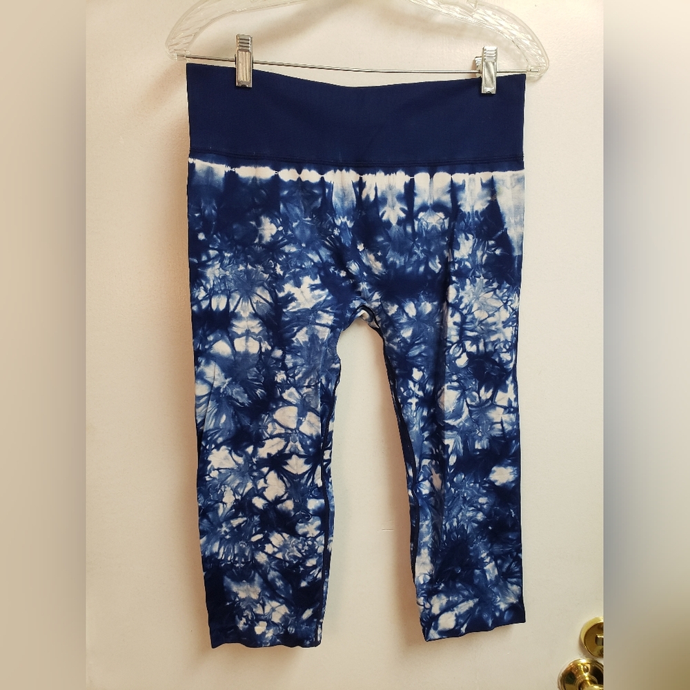 ShoActive navy blue tie-dye leggings - L